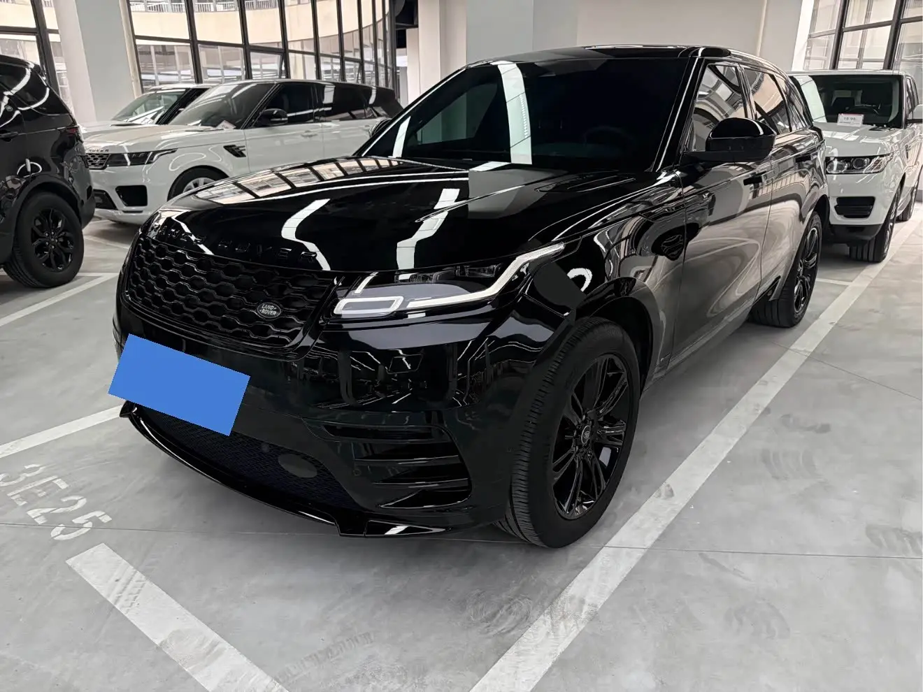 Land Rover Range Rover Velar 2021 — Şəkil 1/13
