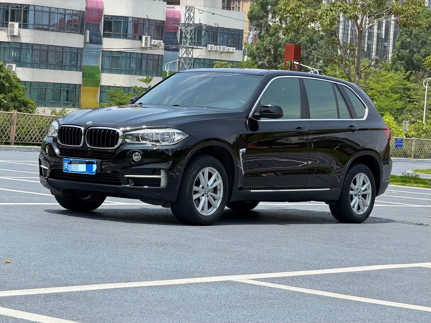 BMW X5 2017 — Photo 1/13
