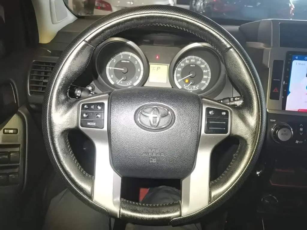 Toyota Prado 2014 — Şəkil 11/20