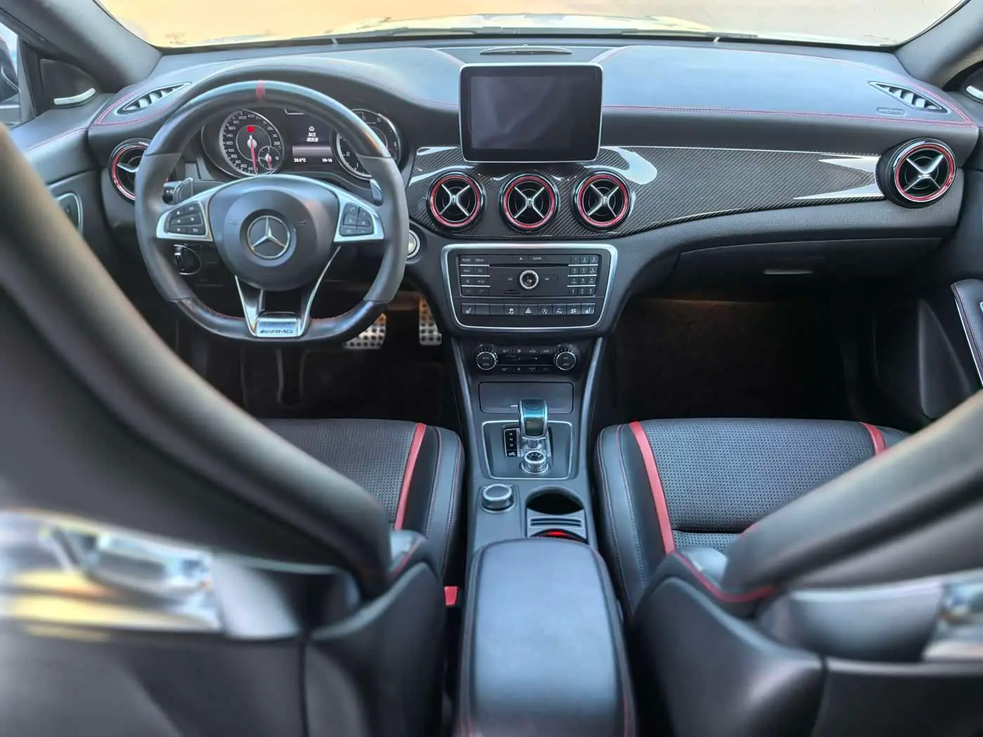 Mercedes-Benz CLA AMG 2016 — Şəkil 9/11