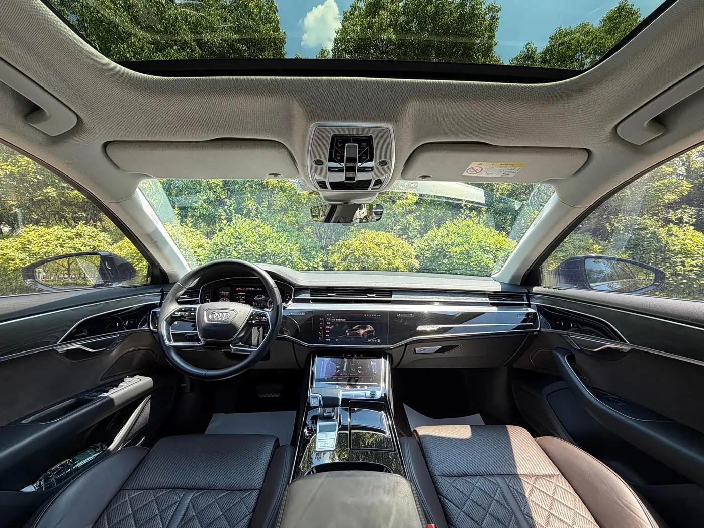Audi A8 2021 — Photo 14/20
