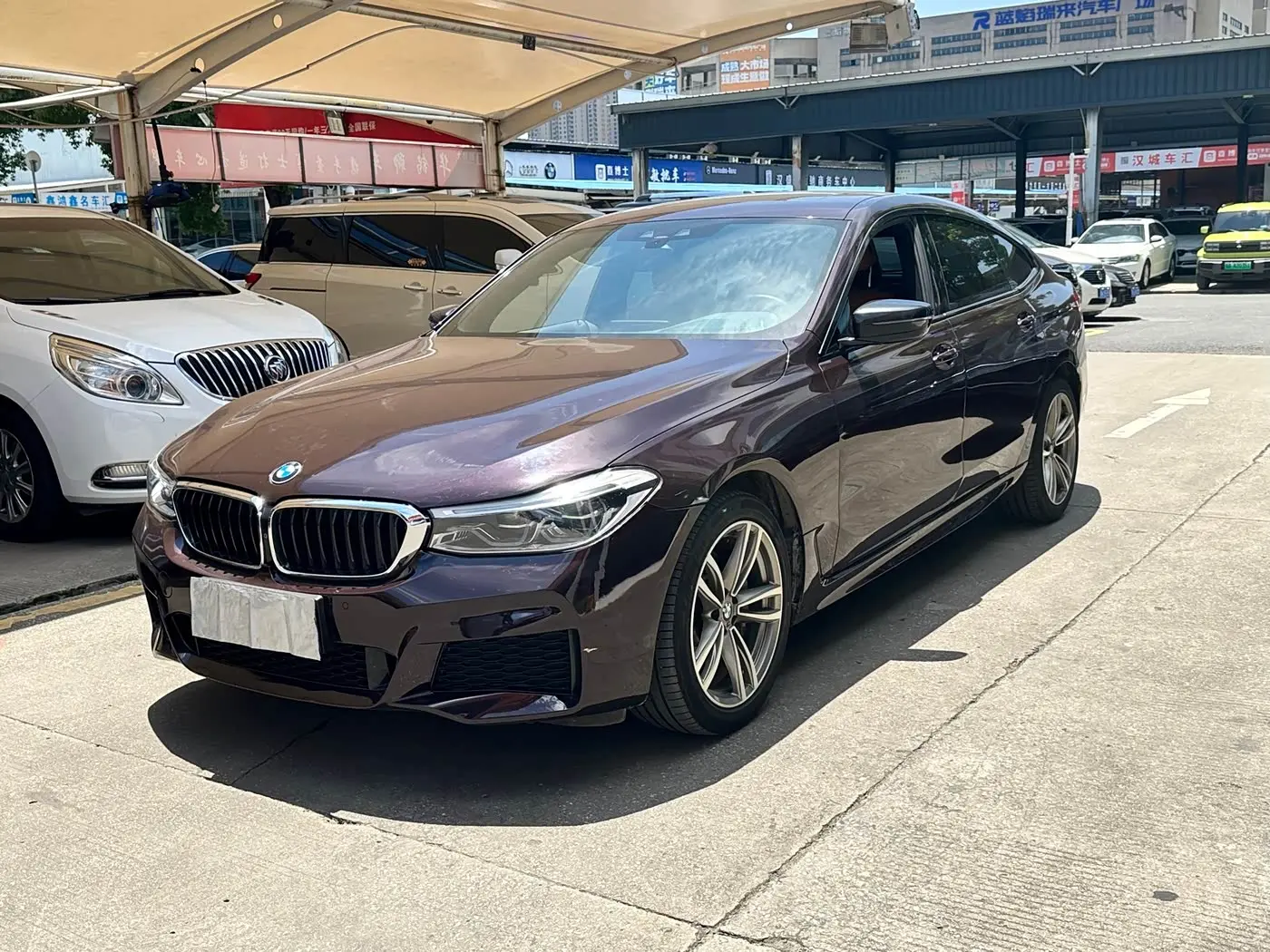 BMW 6 Series GT 2019 — Photo 1/19