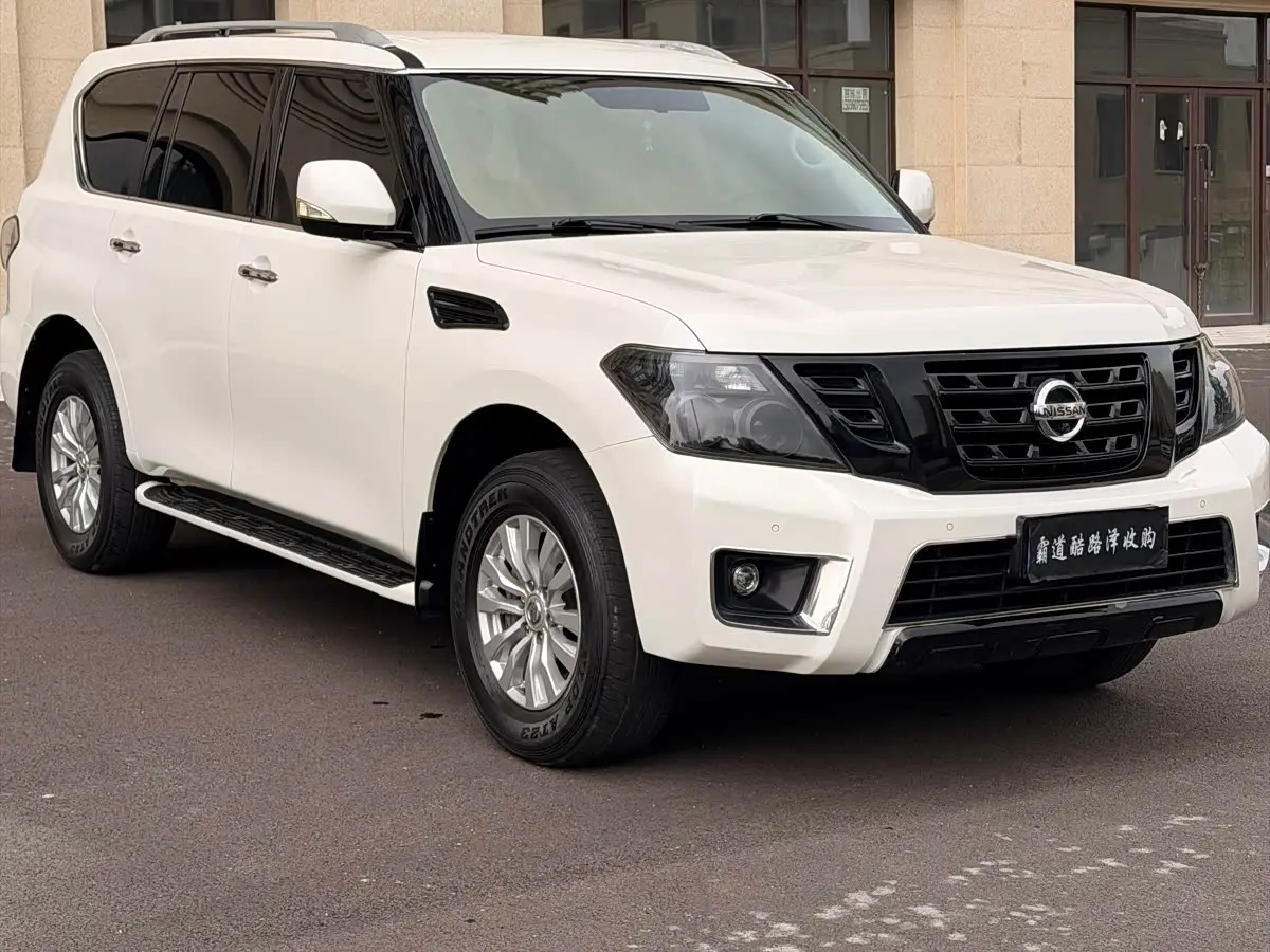 Nissan Patrol 2019 — Photo 2/14