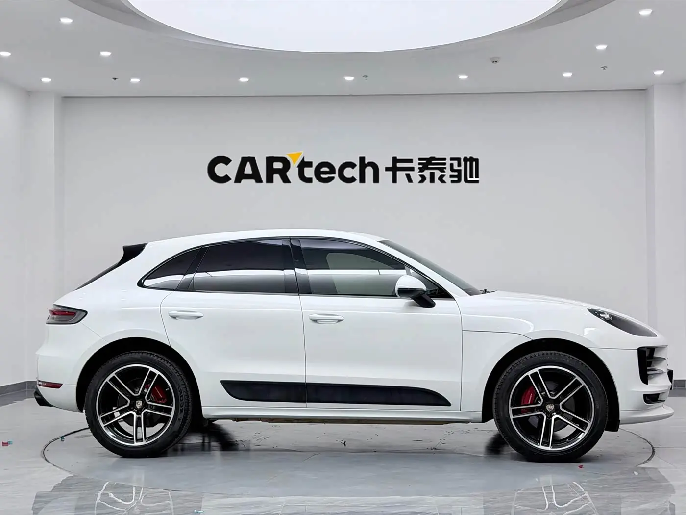 Porsche Macan 2021 — Photo 5/20