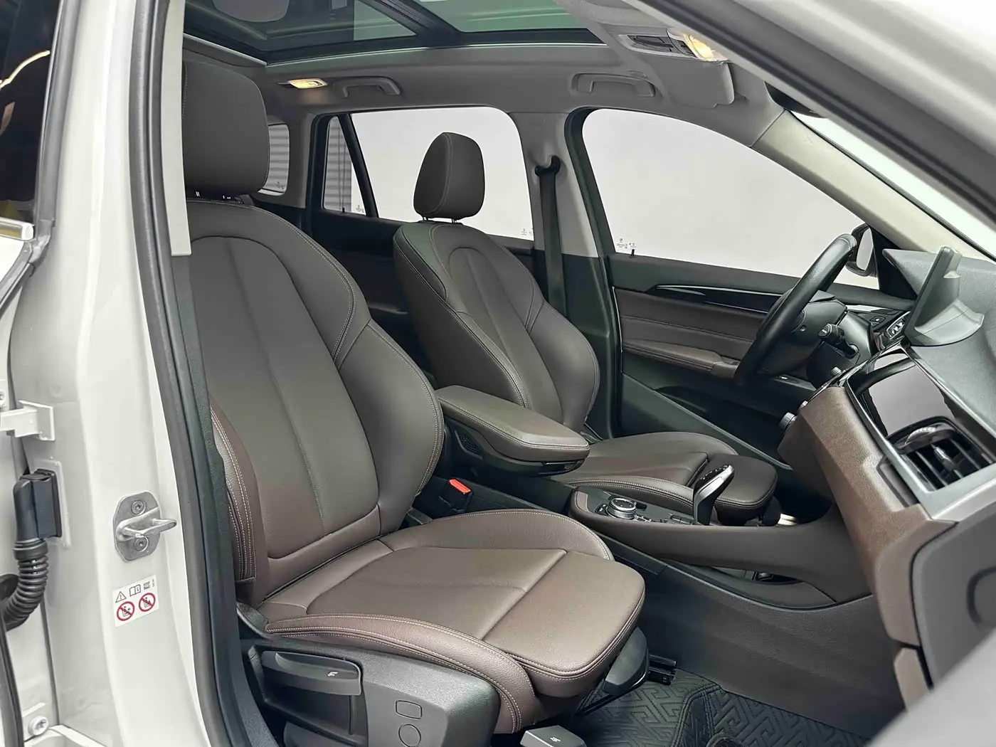 BMW X1 2023 — Photo 19/20
