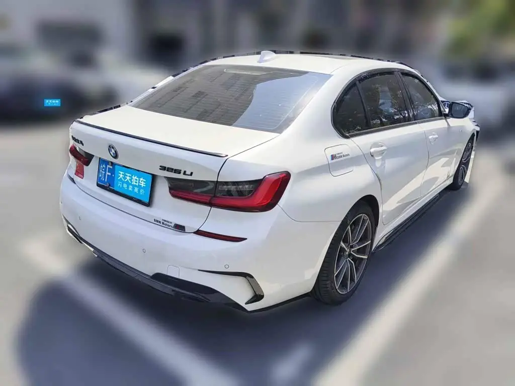 BMW 3 Series 2020 — Фото 2/13