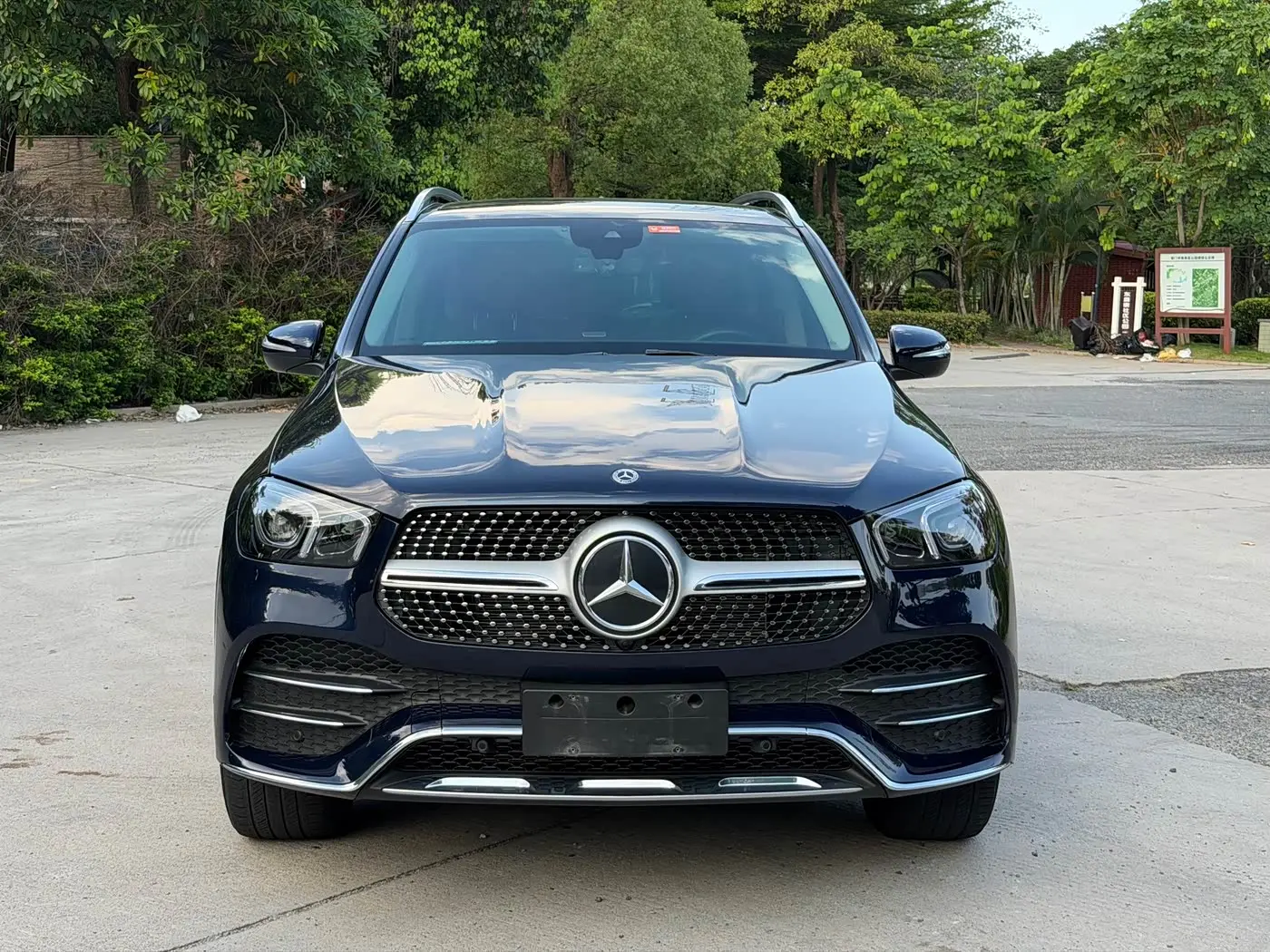 Mercedes-Benz GLE 2021 — Photo 2/10