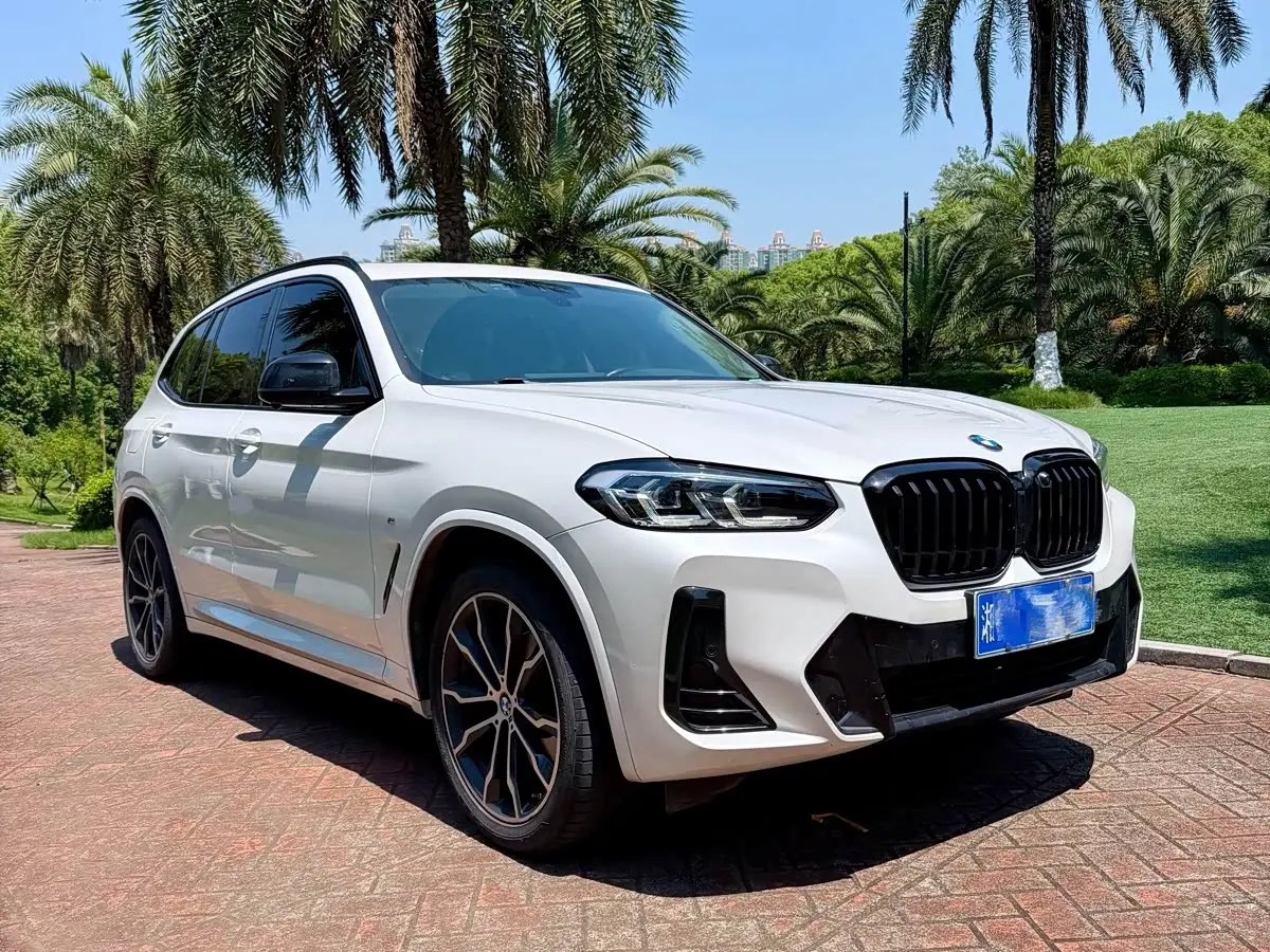 BMW X3 2022 — Фото 3/14