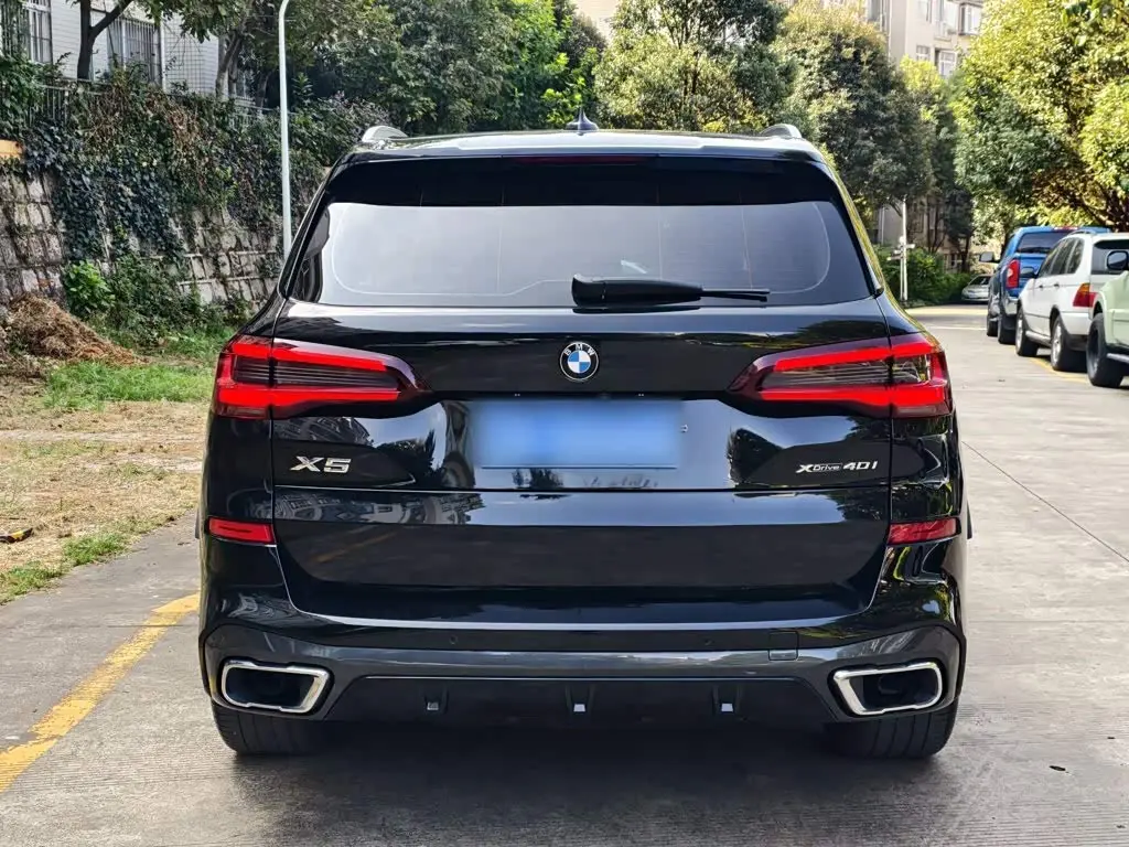 BMW X5 2021 — Фото 9/15