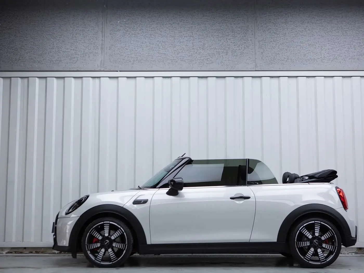 MINI MINI 2023 — Şəkil 2/11