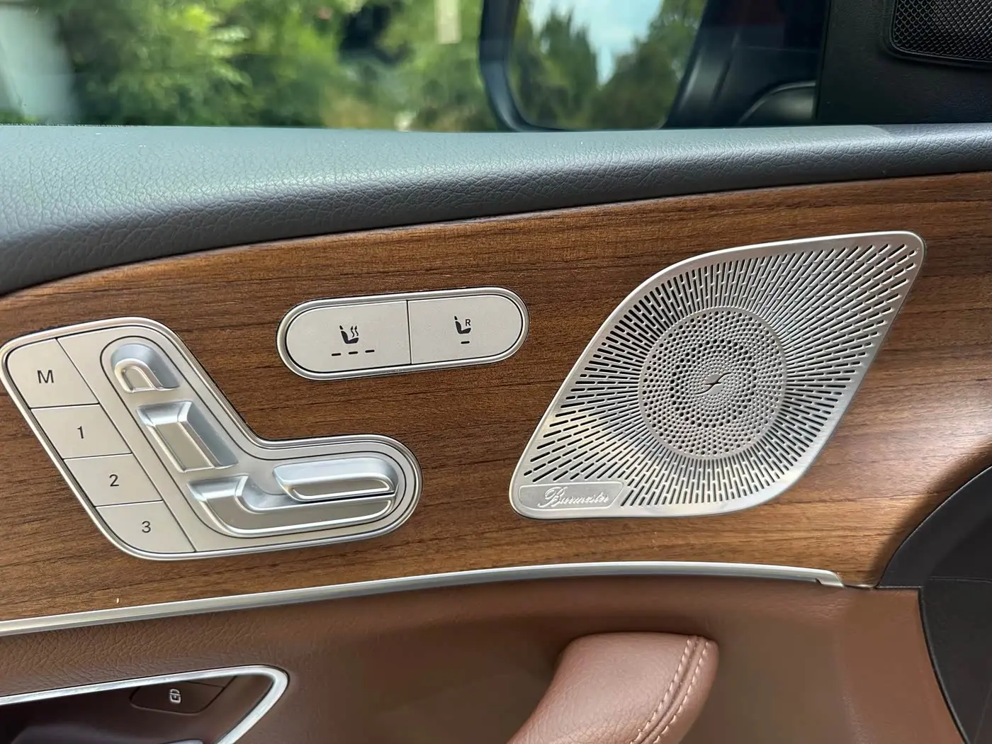 Mercedes-Benz GLE 2024 — Photo 7/18