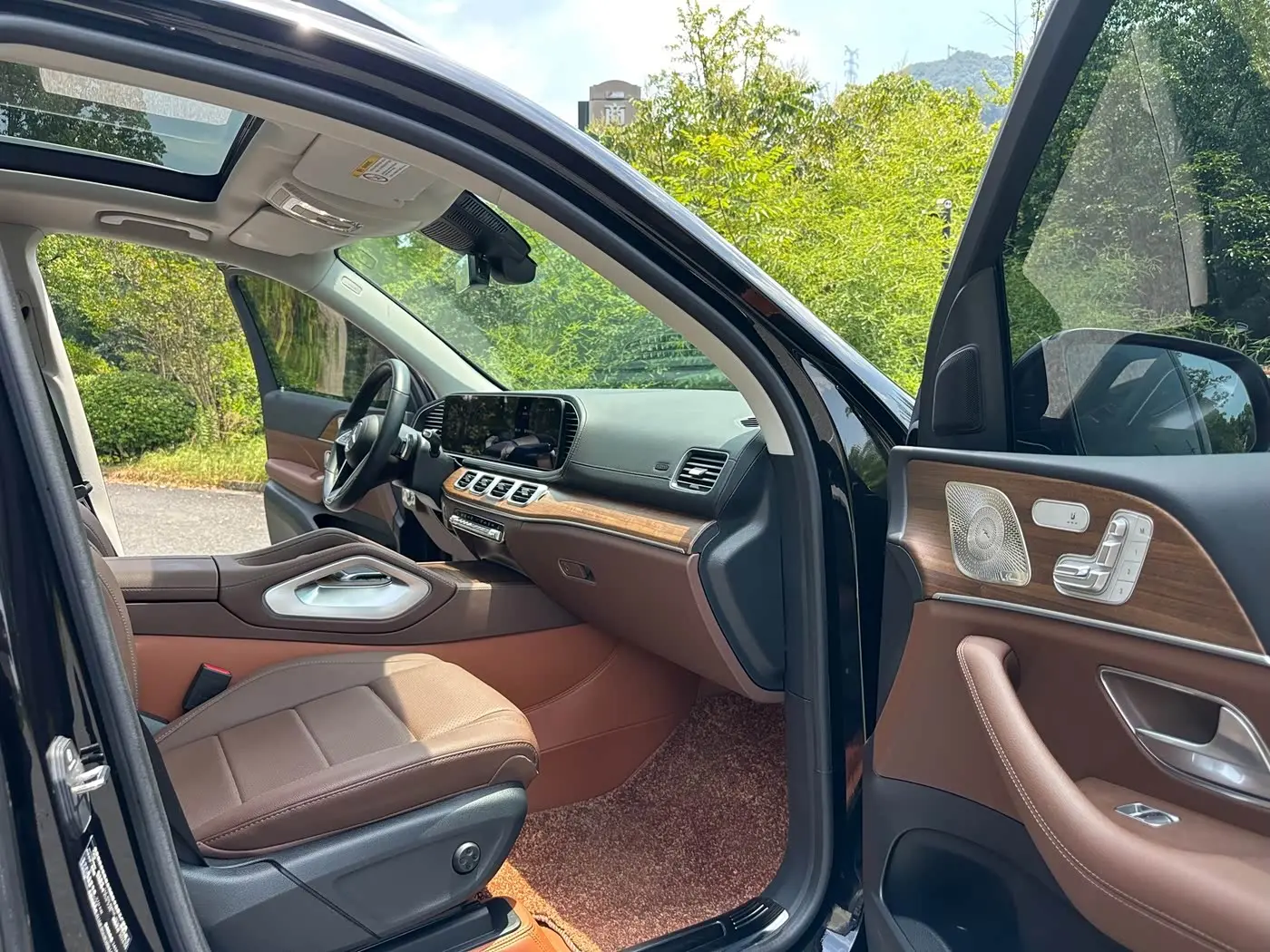 Mercedes-Benz GLE 2024 — Photo 10/18