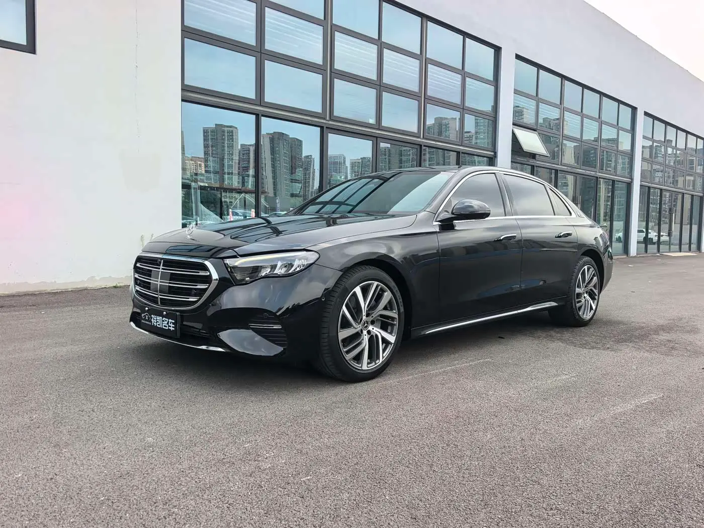 Mercedes-Benz E-Class 2024 — Şəkil 1/15