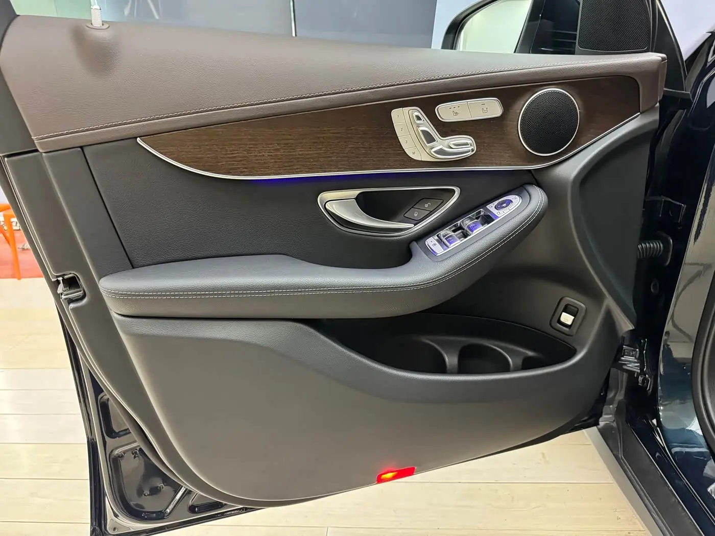 Mercedes-Benz GLC 2022 — Şəkil 11/14