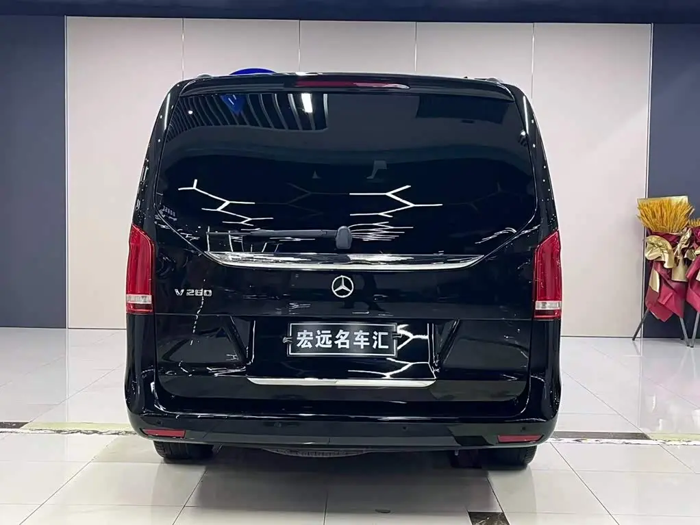 Mercedes-Benz V-Class 2022 — Şəkil 4/15