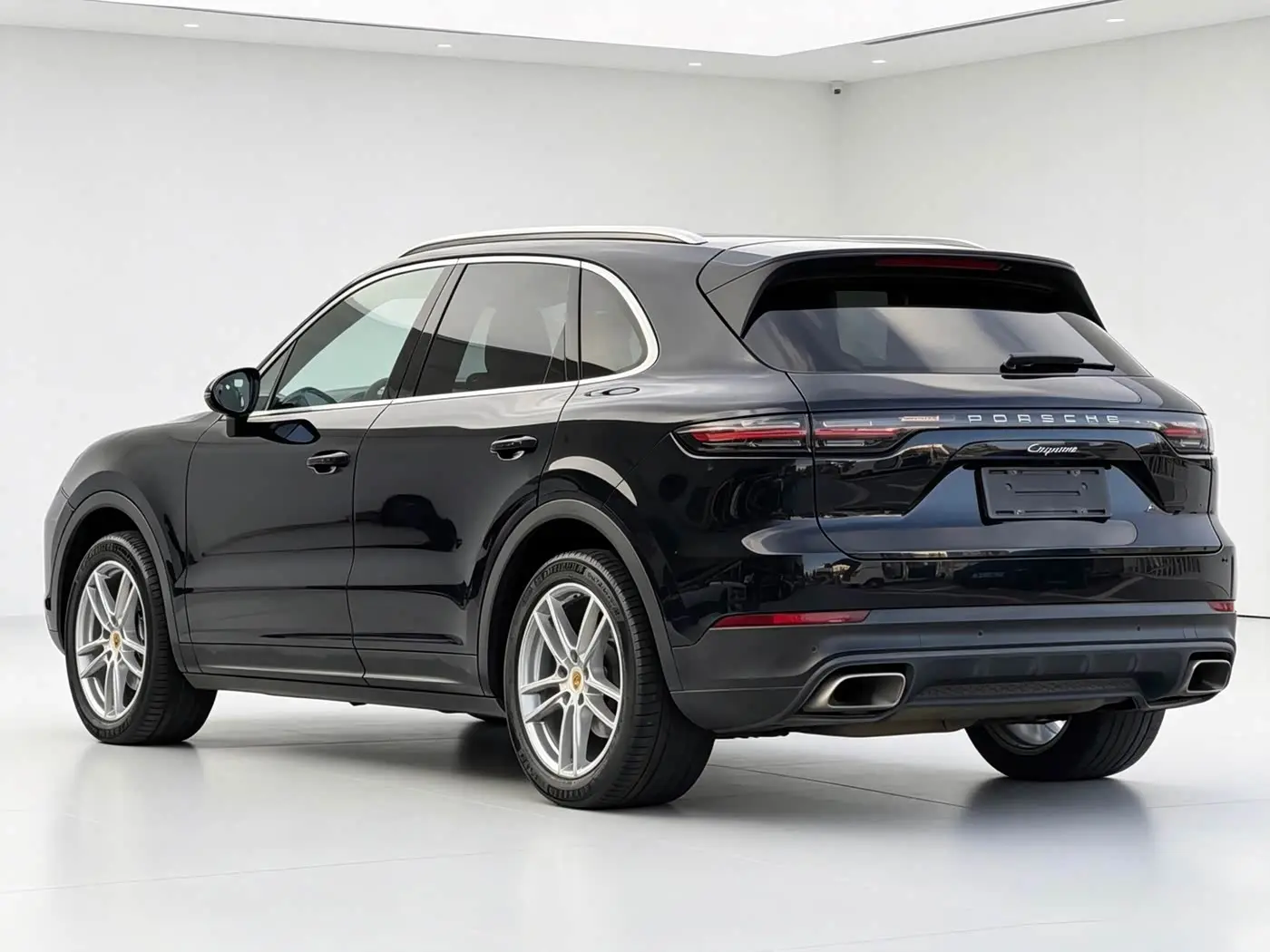 Porsche Cayenne 2018 — Фото 7/9