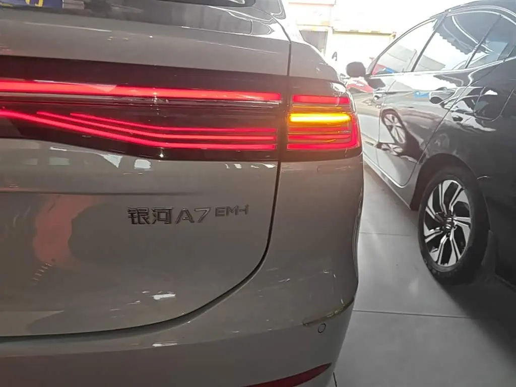 Geely Galaxy Galaxy A7 2025 — Photo 8/20