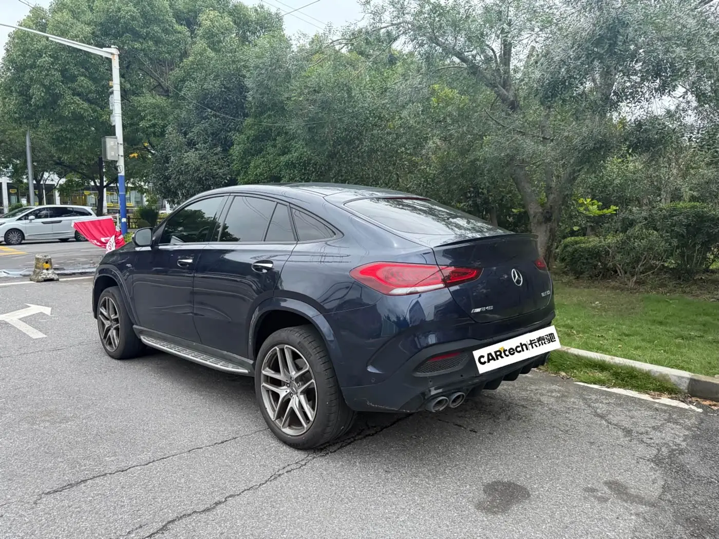 Mercedes-Benz GLE Coupe AMG 2021 — Photo 2/7