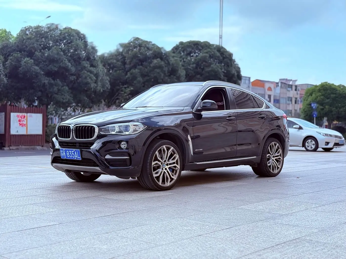 BMW X6 2015 — Photo 1/15