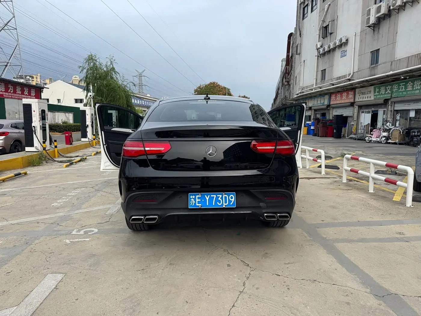 Mercedes-Benz GLE Coupe 2018 — Şəkil 16/19