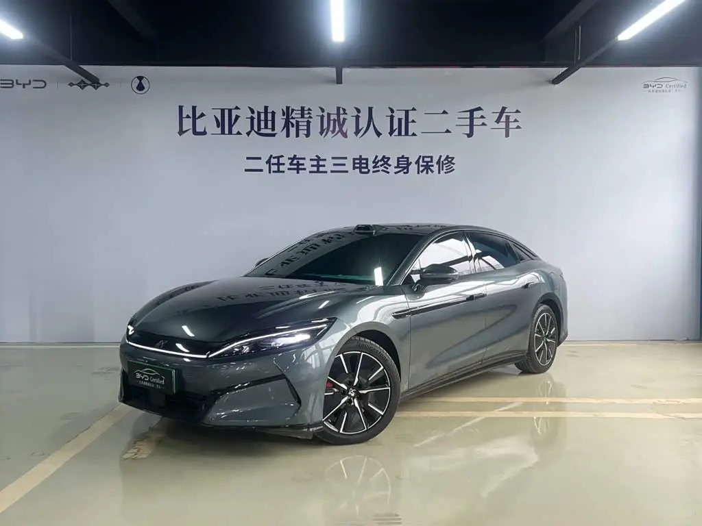 BYD Han L 2025 — Photo 1/20