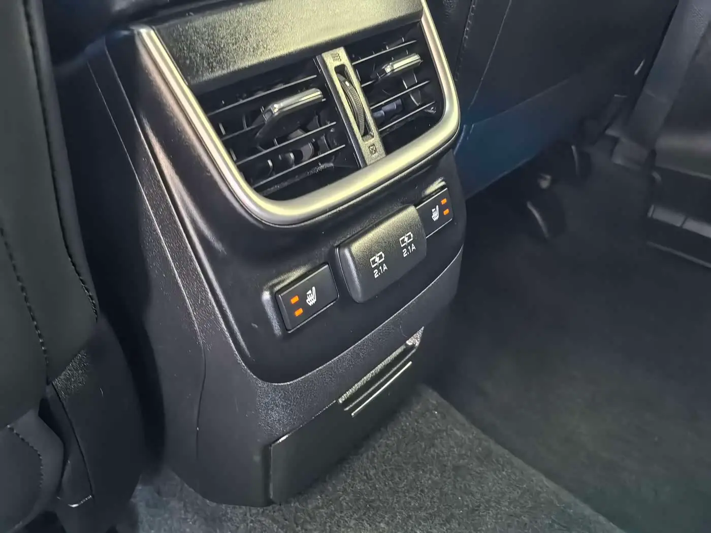 Subaru Outback 2022 — Фото 6/12