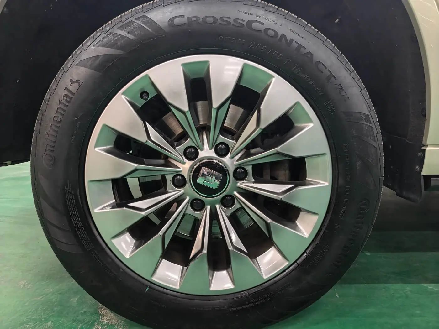 Tank 500 EV 2023 — Photo 16/16