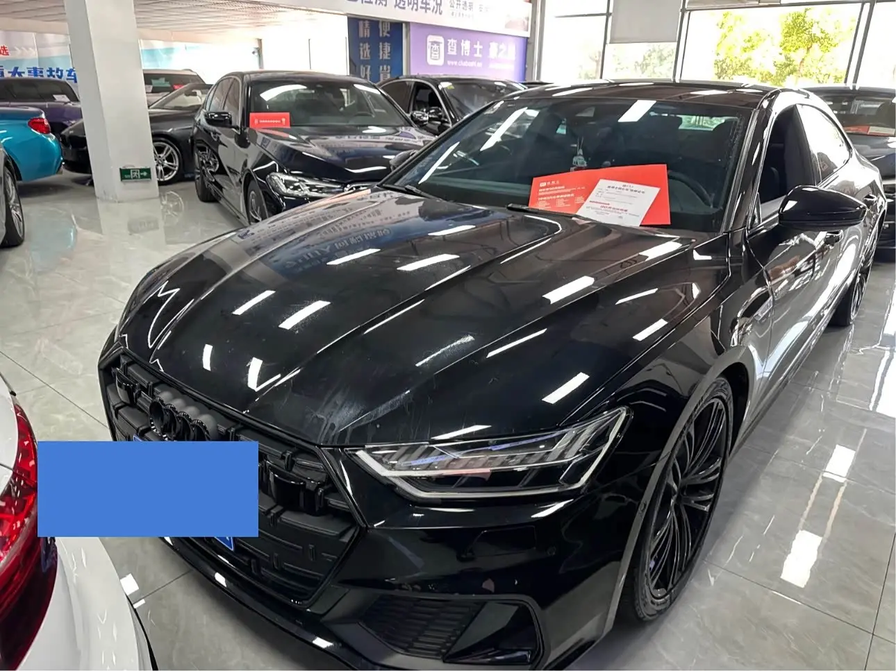 Audi A7L 2023 — Фото 1/10