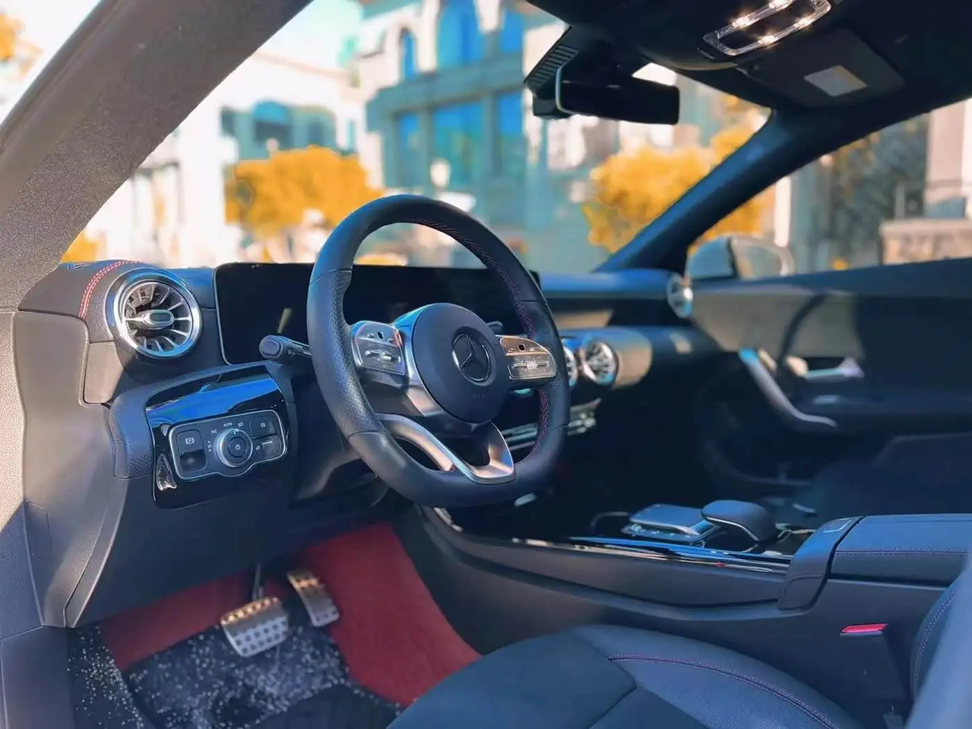 Mercedes-Benz CLA 2020 — Фото 4/9