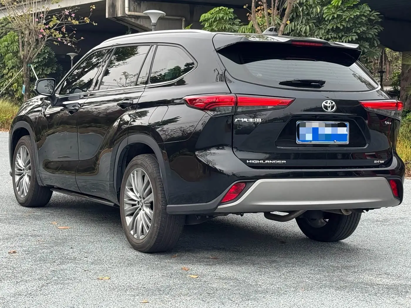 Toyota Highlander 2024 — Photo 6/14