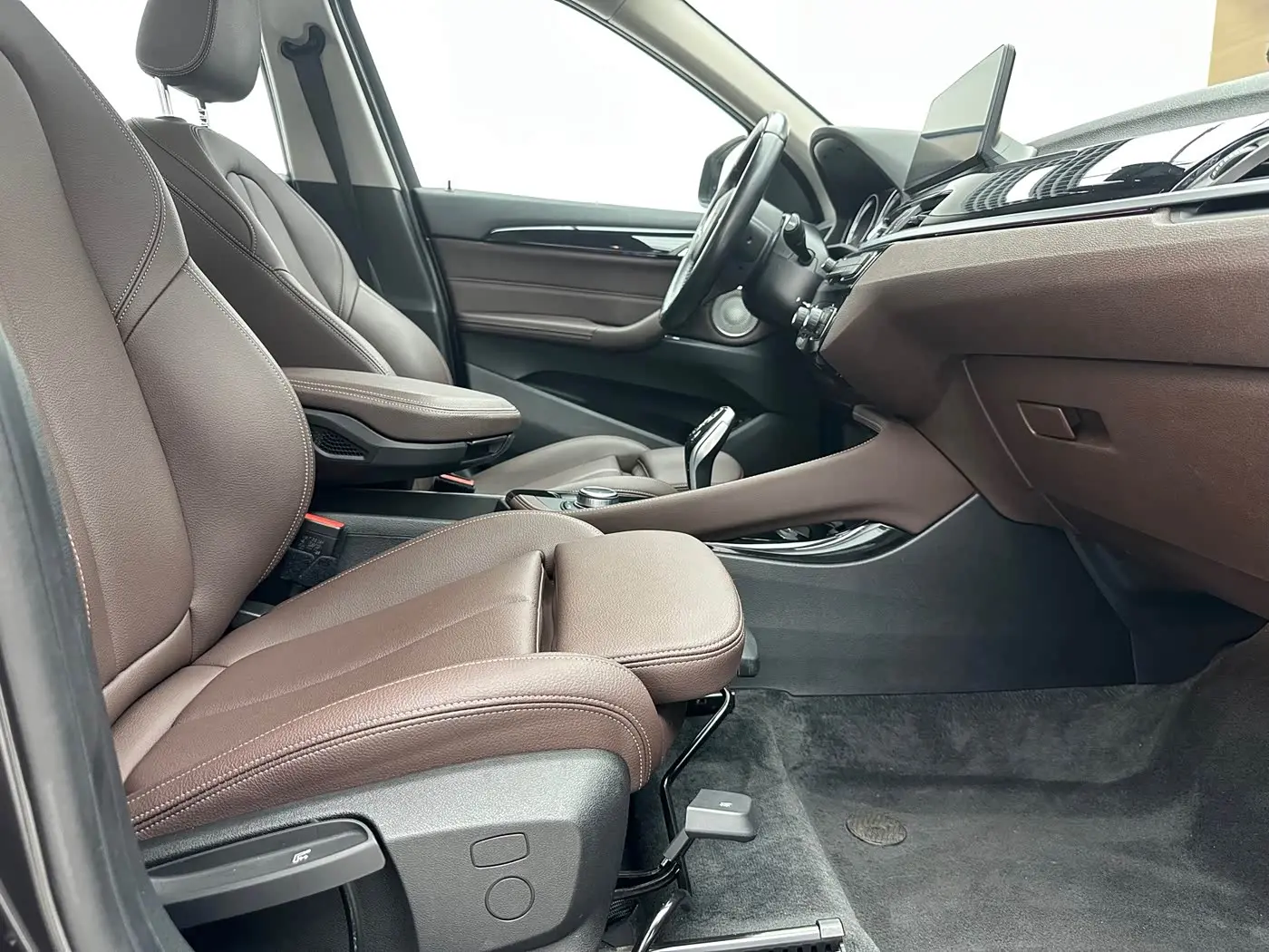 BMW X1 2022 — Фото 14/20
