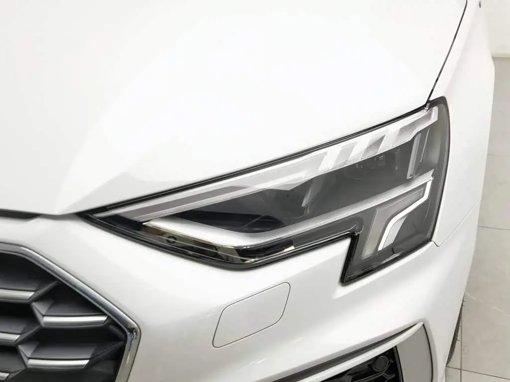 Audi A3 2023 — Фото 7/20
