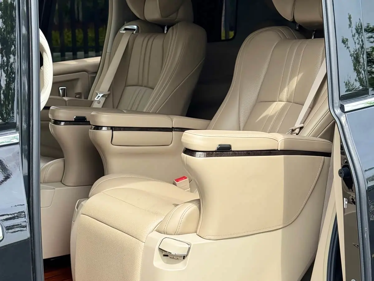 Nissan Quest 2015 — Şəkil 9/17