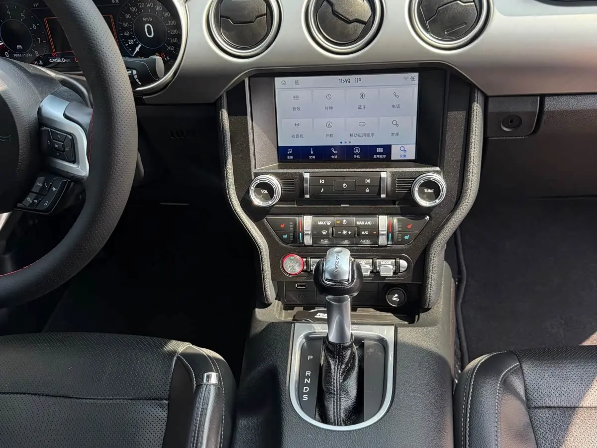 Ford Mustang 2019 — Photo 7/12