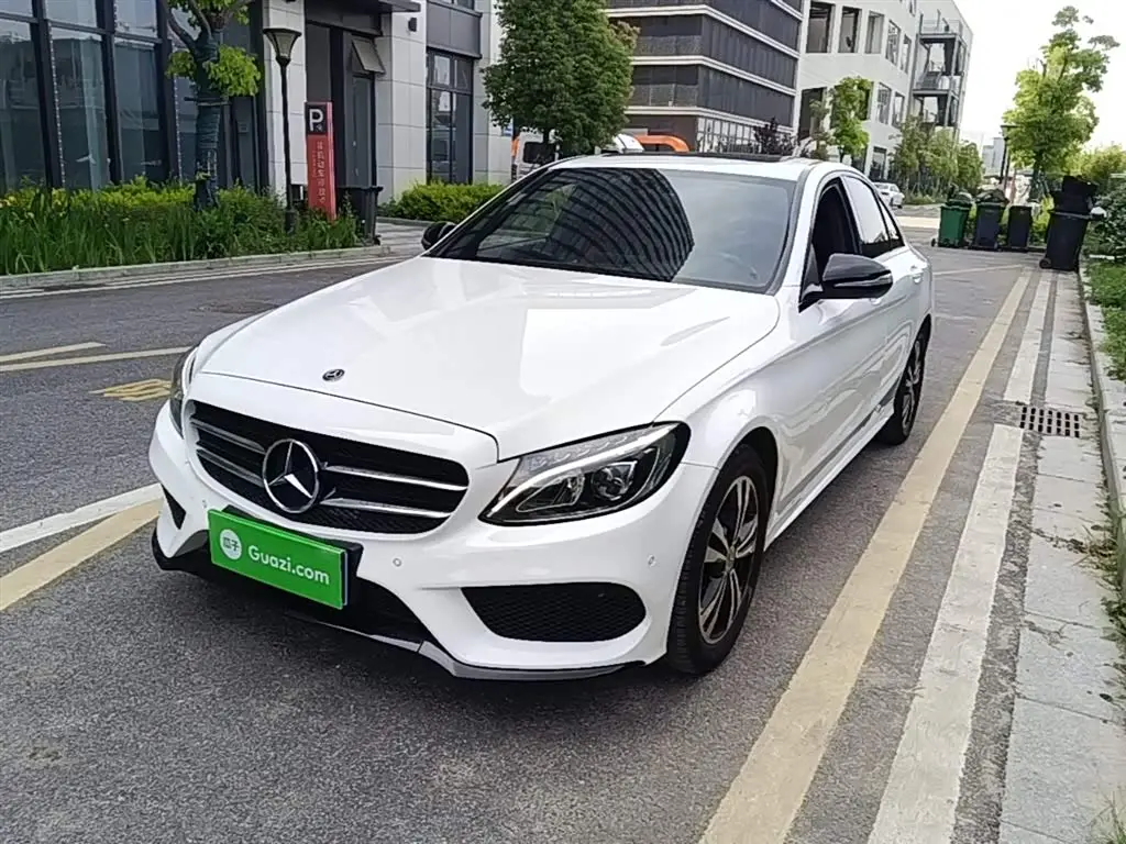 Mercedes-Benz C-Class 2018 — Фото 2/20