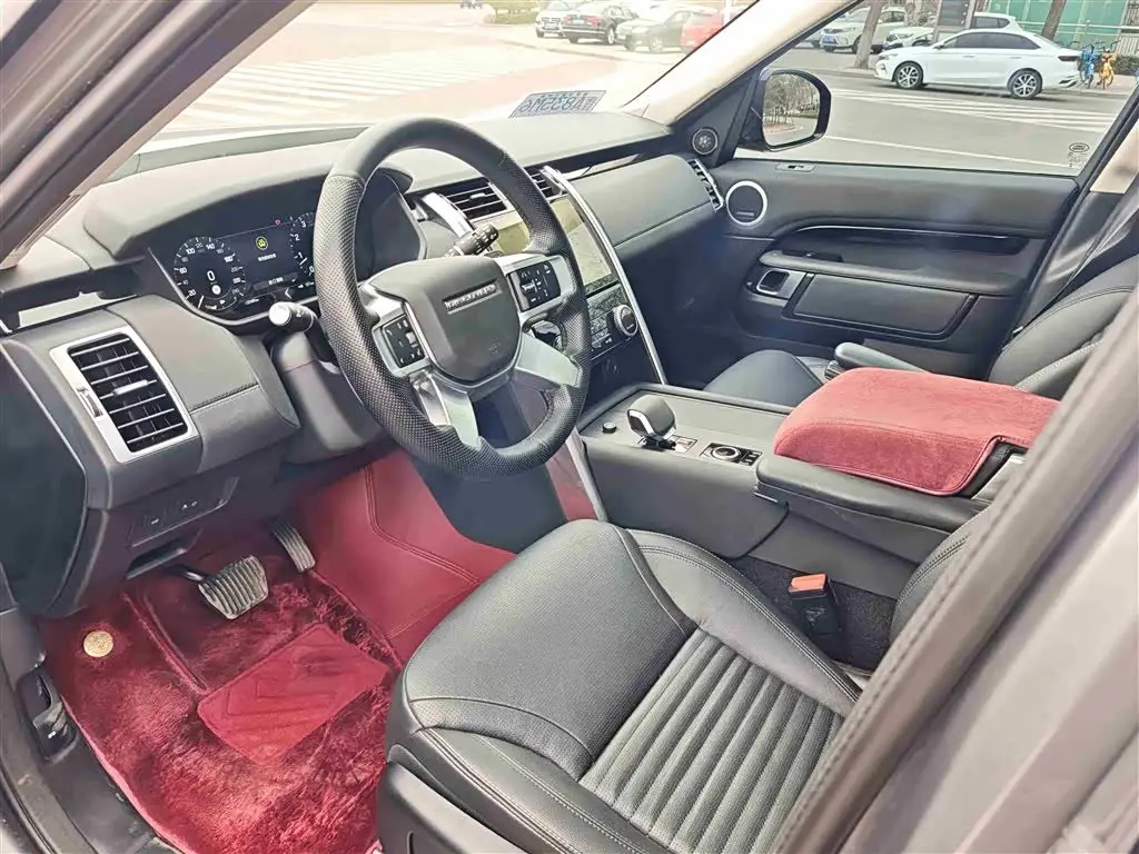Land Rover Discovery 2024 — Photo 20/20