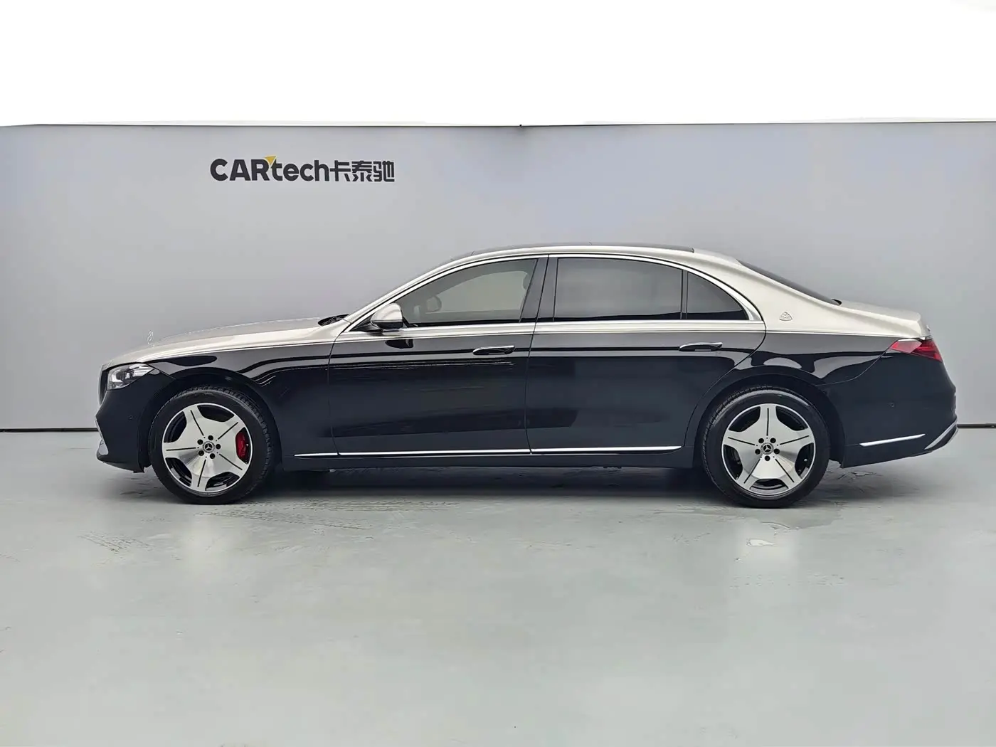 Mercedes-Benz S-Class 2021 — Photo 3/13