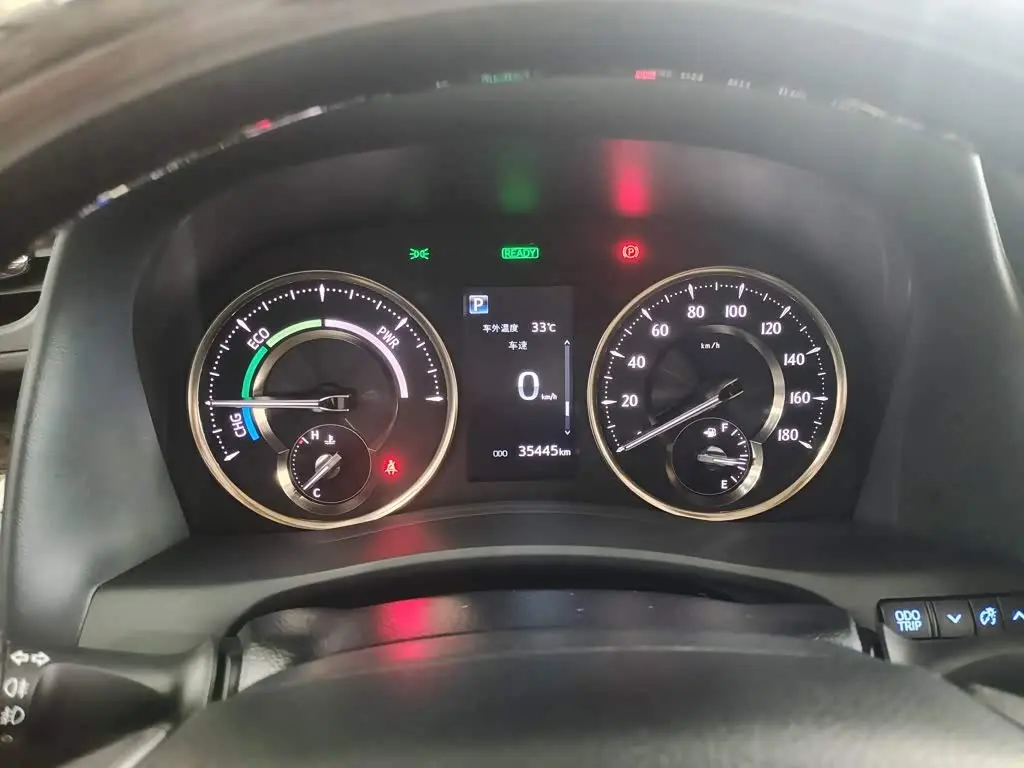 Toyota Vellfire 2021 — Photo 8/20