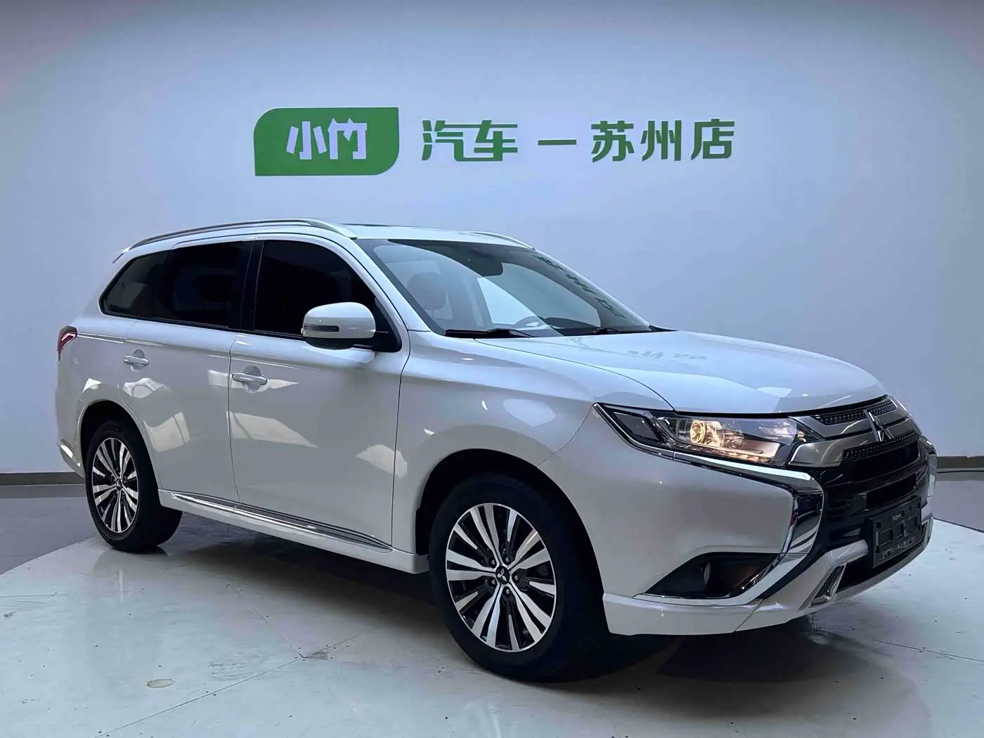 Mitsubishi Outlander 2023 — Фото 7/20
