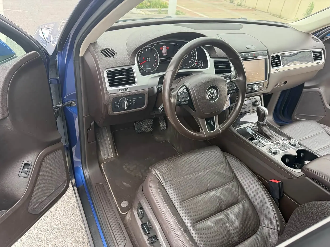 Volkswagen Touareg 2016 — Şəkil 7/13