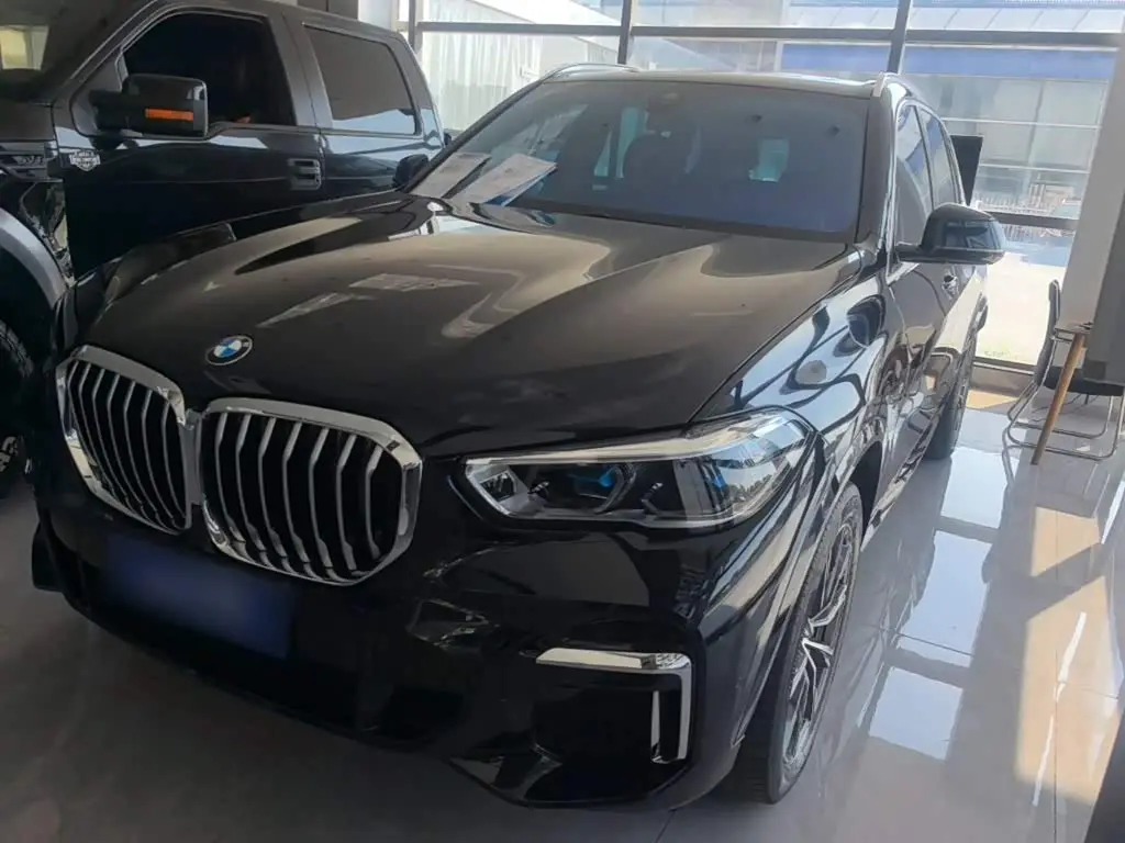 BMW X5 2023 — Фото 2/20