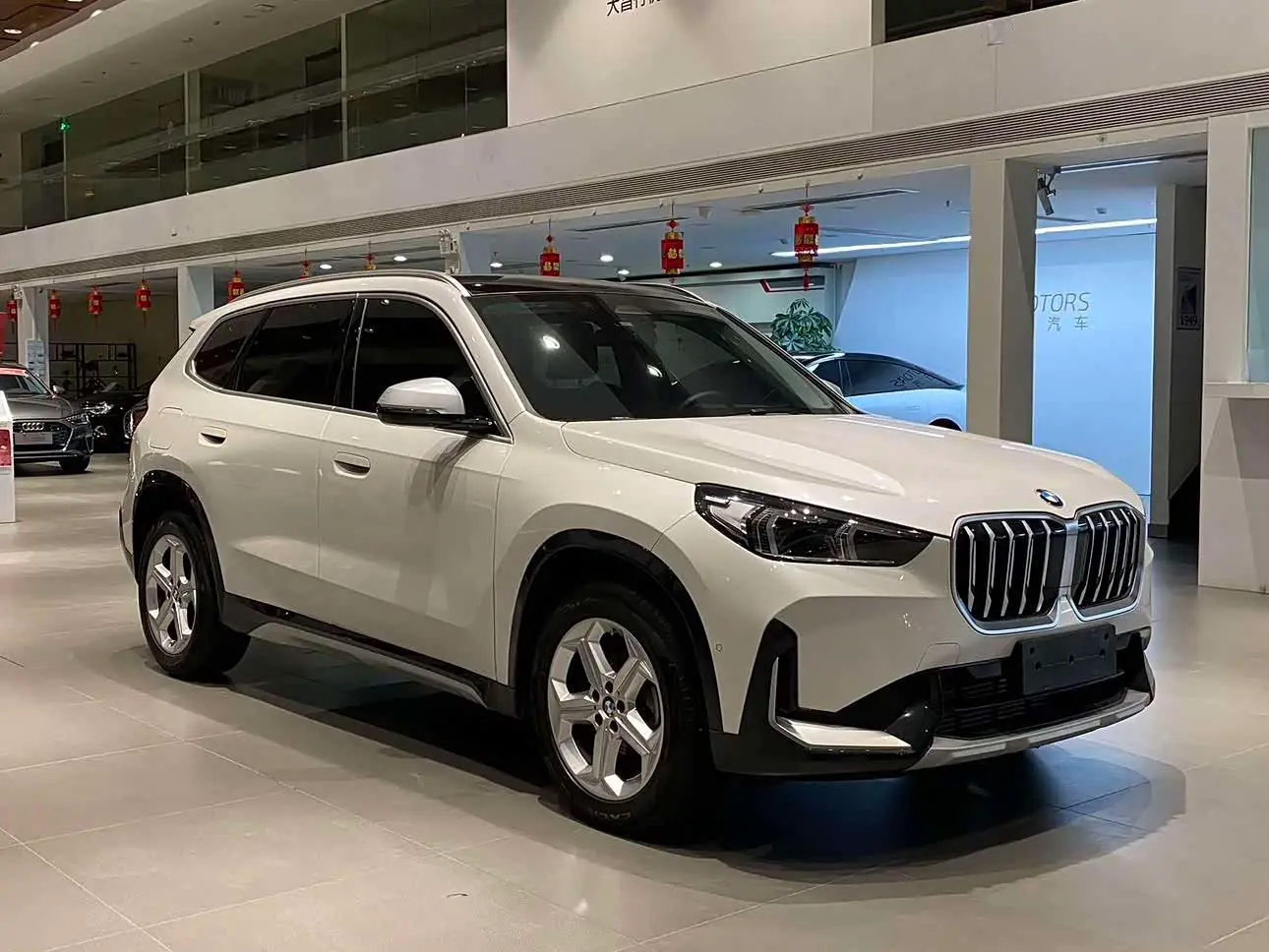 BMW X1 2023 — Фото 3/20