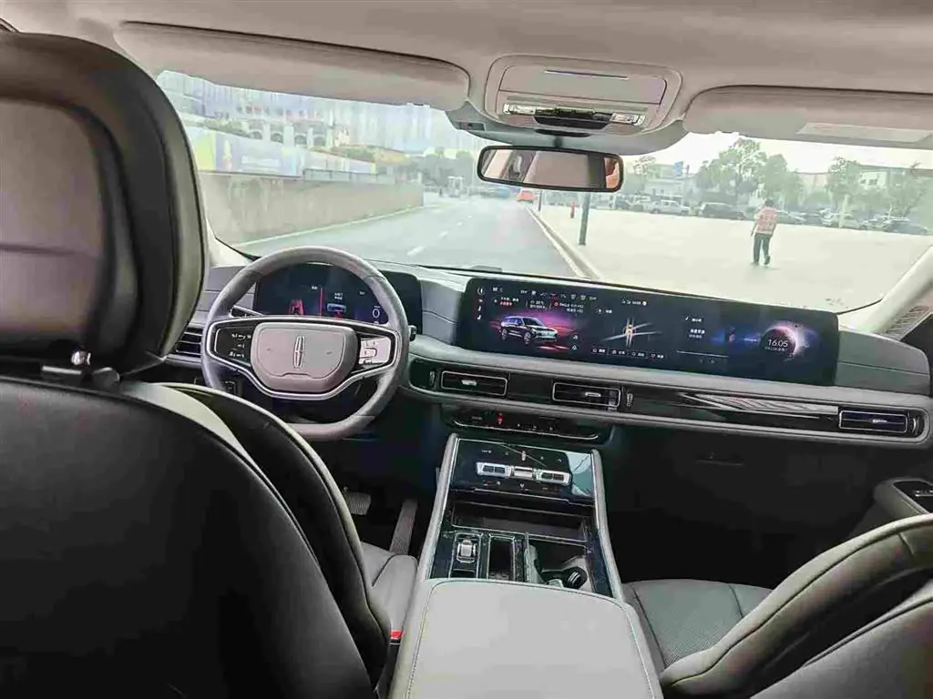 Lincoln Aviator 2024 — Photo 6/7