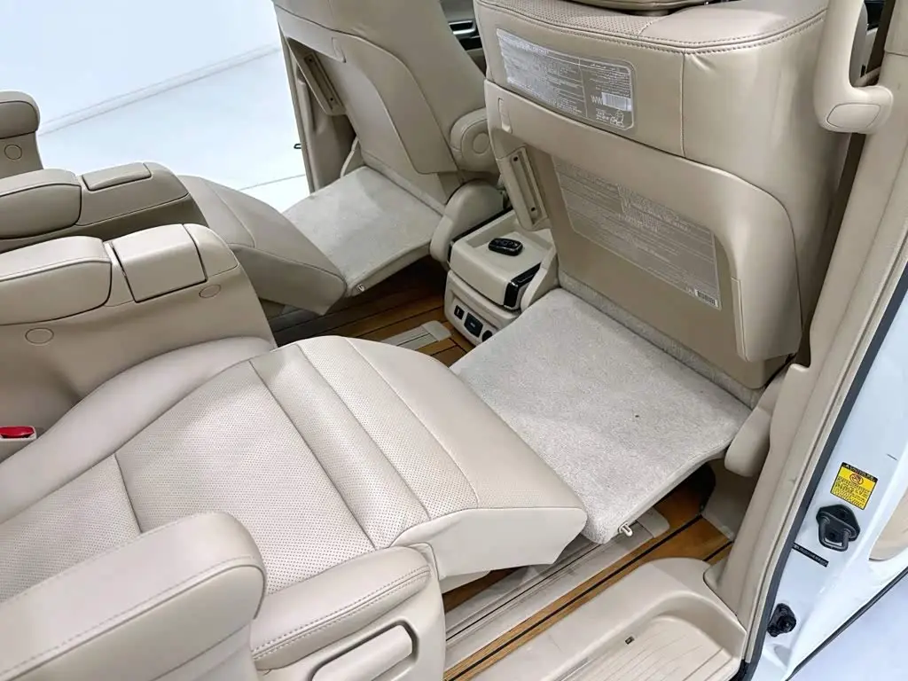 Toyota Alphard 2014 — Photo 14/20
