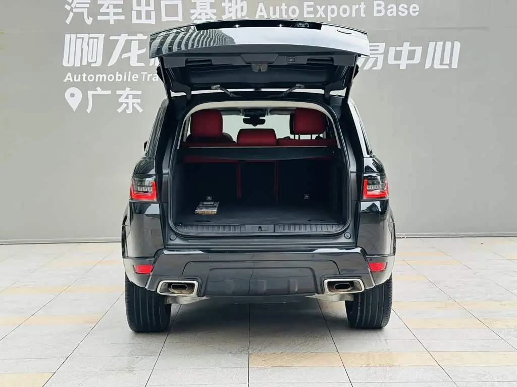 Land Rover Range Rover Sport 2020 — Фото 19/20