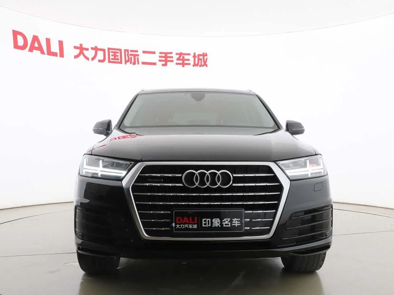Audi Q7 2018 — Şəkil 2/16