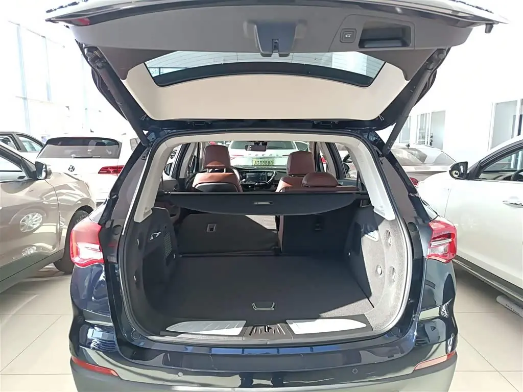 Buick Envision Plus 2021 — Фото 9/20