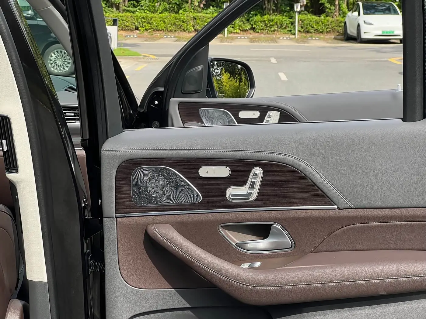 Mercedes-Benz GLS 2020 — Photo 20/20