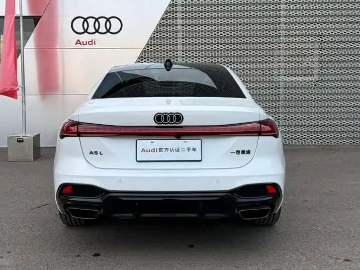 Audi A5L 2025 — Photo 4/9