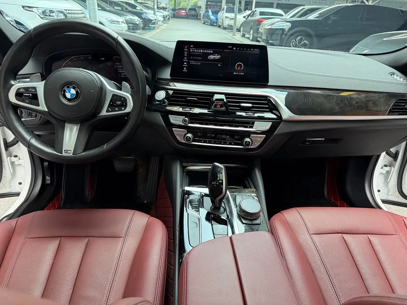 BMW 5 Series 2020 — Photo 16/20
